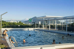 露天泳池/Outdoor Swimming Pool
